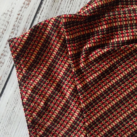 BRIGGS NEW YORK ALTERED SKIRT - Picture 2 of 7